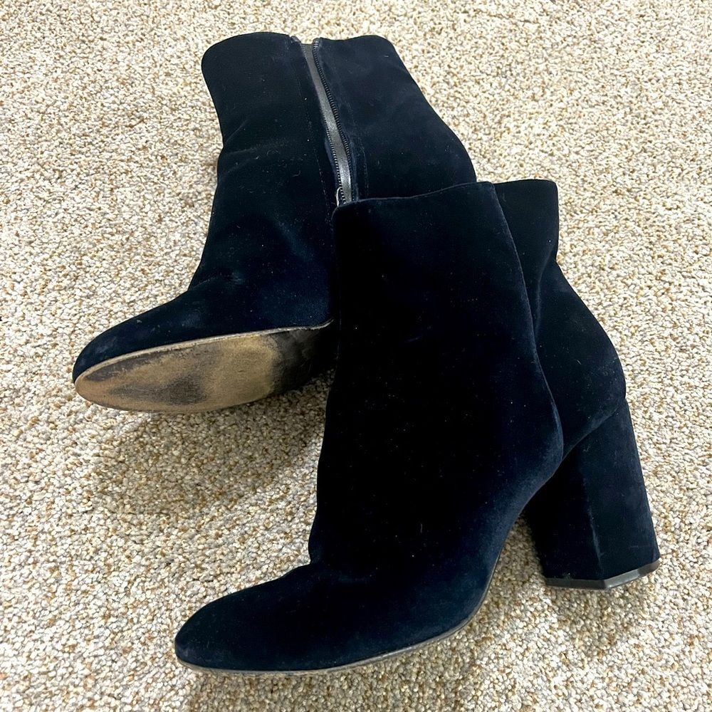 CLUB MONACO Velvet navy blue booties - Picture 3 of 11